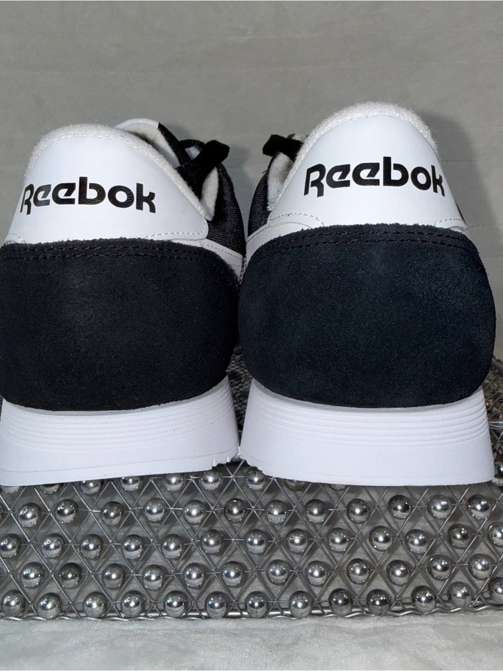 Reebok Classic Nylon Black White Men’s 11.5 NWT Running Sneakers style 100009273 - Picture 8 of 17